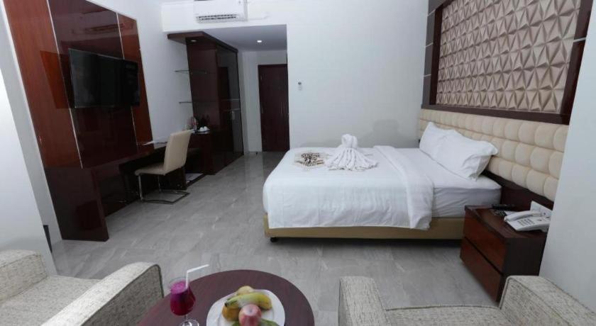 Sindoro Hotel Cilacap By Conary Экстерьер фото